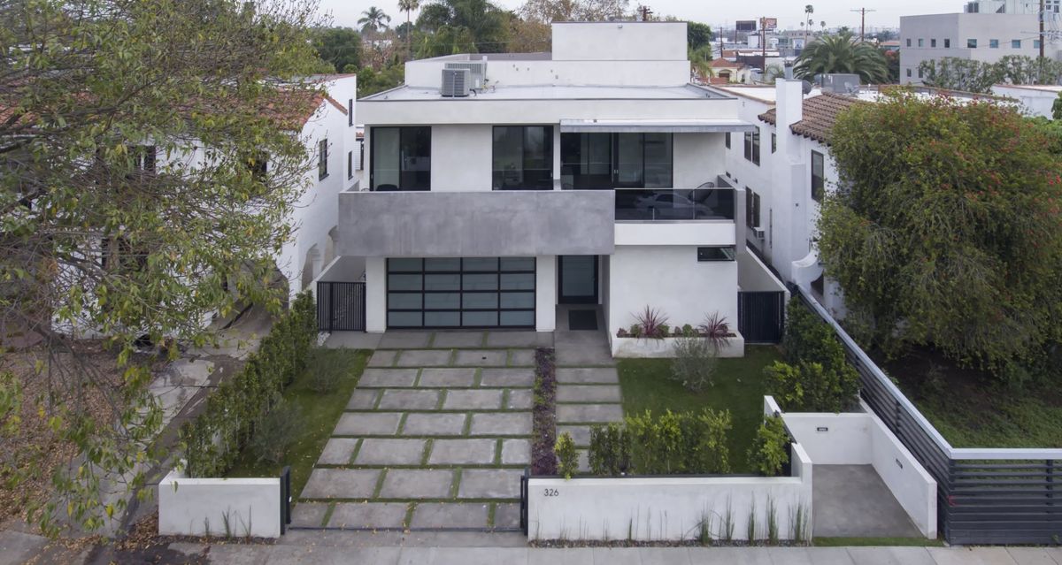 Contemporary two-story home at 326 North Croft Avenue